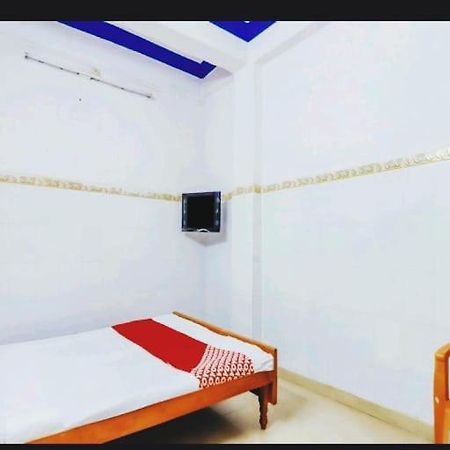 Metro Lodge Hajdarabad Zewnętrze zdjęcie